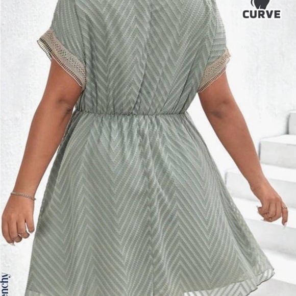 Frenchy Plus Chevron Jacquard Contrast Lace Tie Front Dress - 3XL - Picture 2 of 4